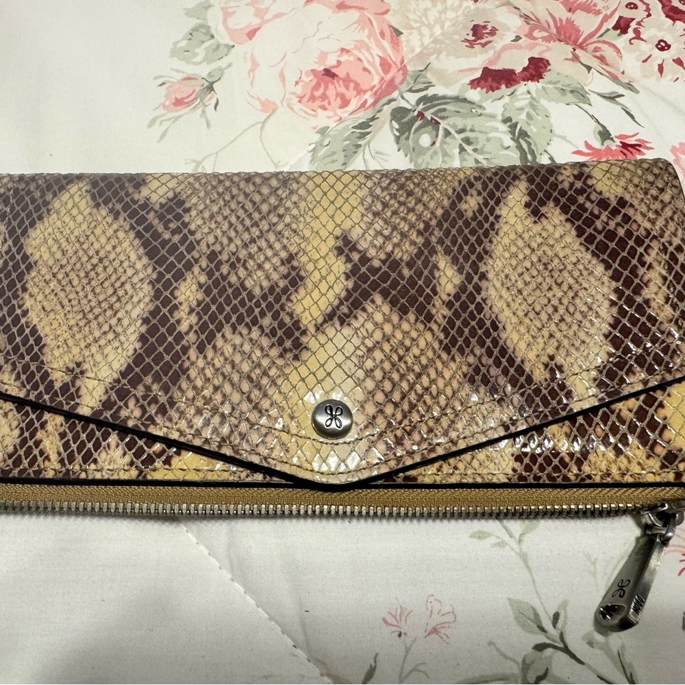 HOBO Elegant Brown Snake Print Women's Wallet